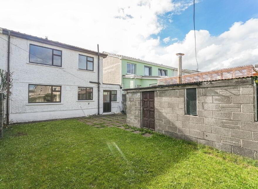 153 Moorefield Park, Newbridge
