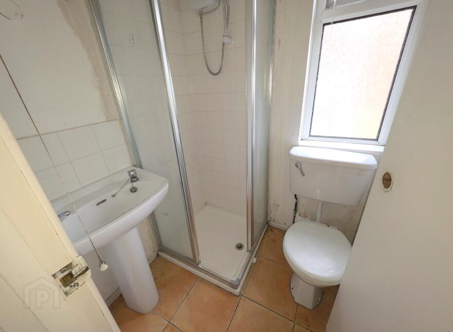 126 Canterbury Park, Londonderry, BT47 6DU