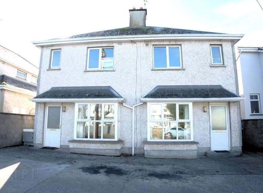 5 Bride Street, Loughrea, H62VA43