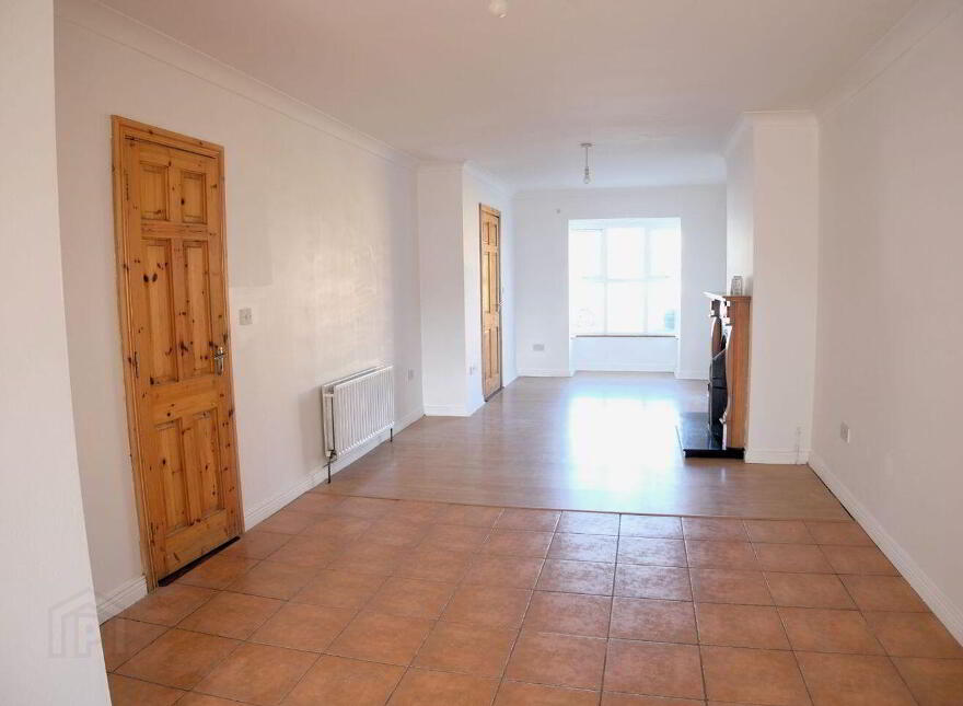 5 Bride Street, Loughrea, H62VA43