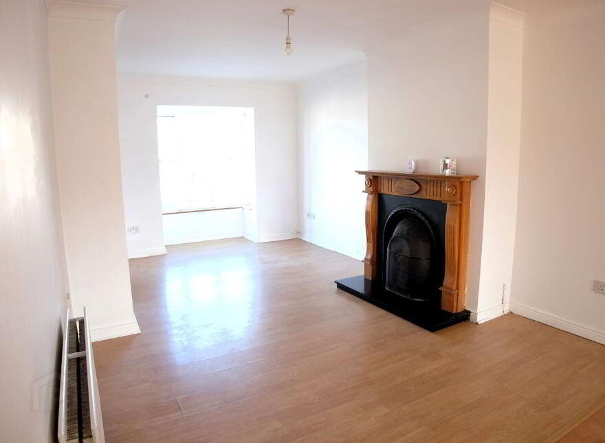 5 Bride Street, Loughrea, H62VA43