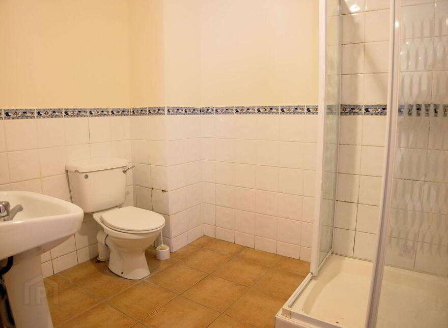 5 Bride Street, Loughrea, H62VA43