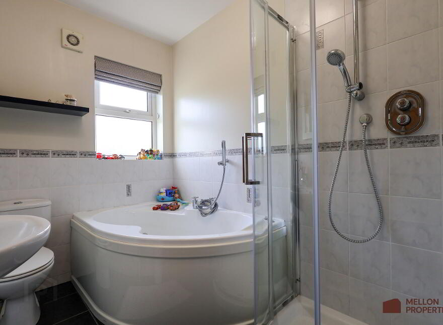 31 Farmhill Meadows, Omagh, BT79 0GD