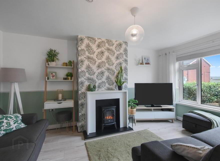 8 Penrhyn Park, Newtownards, BT23 8JW