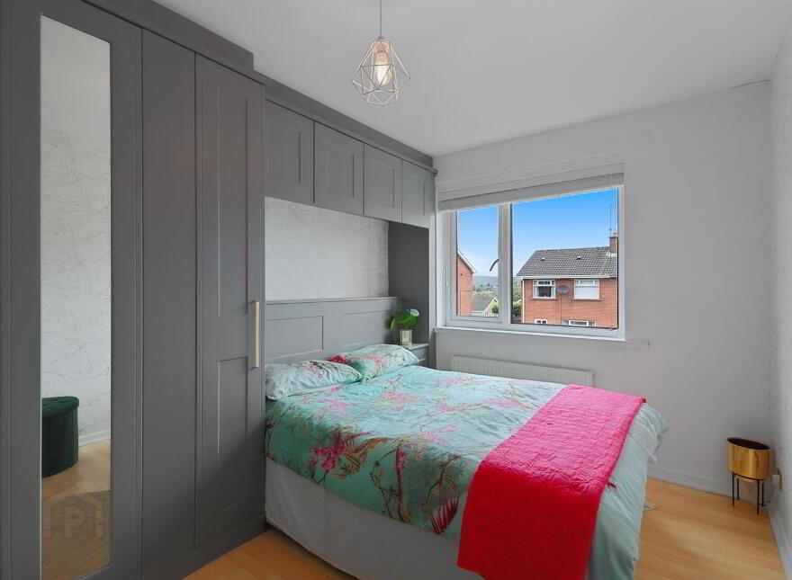 8 Penrhyn Park, Newtownards, BT23 8JW