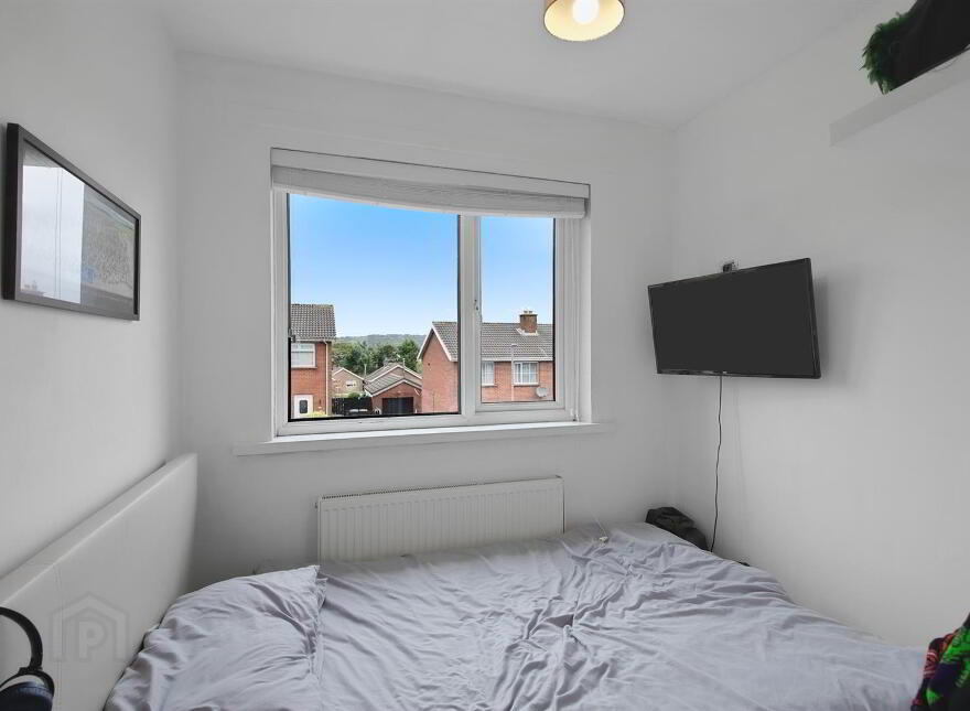 8 Penrhyn Park, Newtownards, BT23 8JW