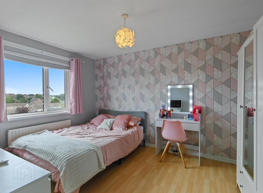 8 Penrhyn Park, Newtownards, BT23 8JW