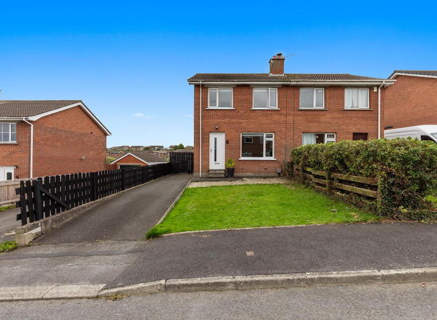 8 Penrhyn Park, Newtownards, BT23 8JW