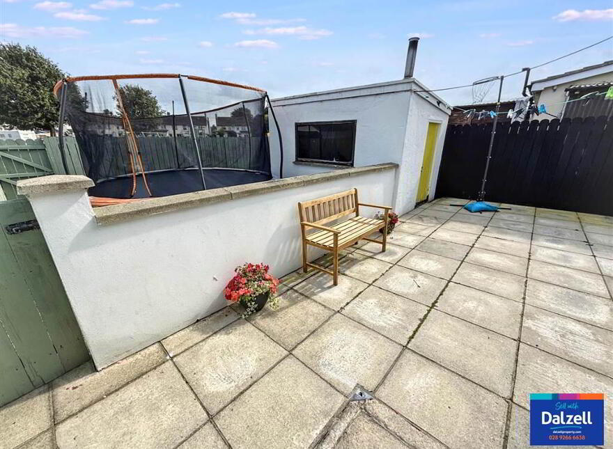 11 Coronation Gardens, Lisburn, BT27 5RG