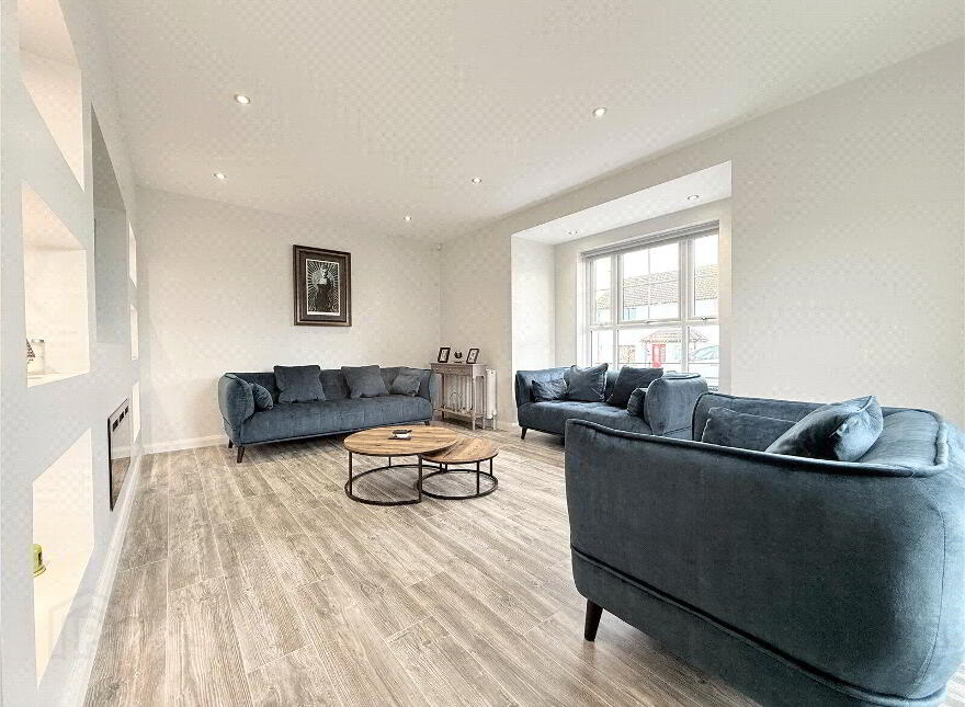 1 Rathview, Randalstown, BT41 3FR
