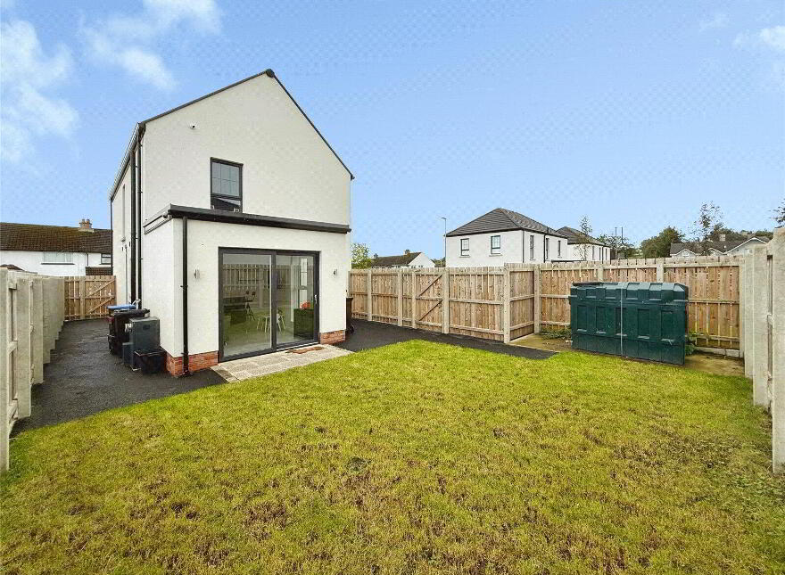 1 Rathview, Randalstown, BT41 3FR