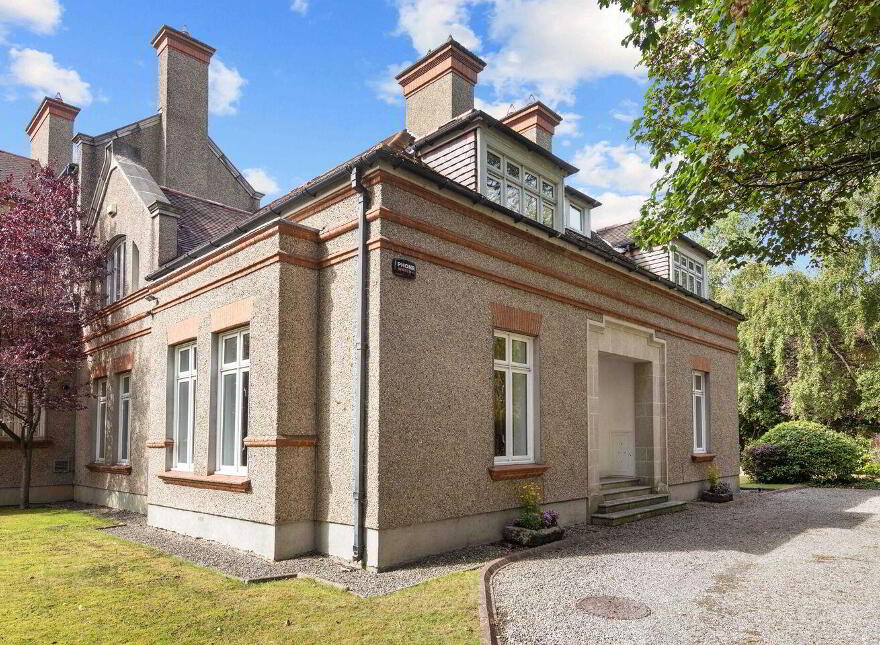 Coreen, 30 Shrewsbury Road, Ballsbridge, Ballsbridge, D04H4C8