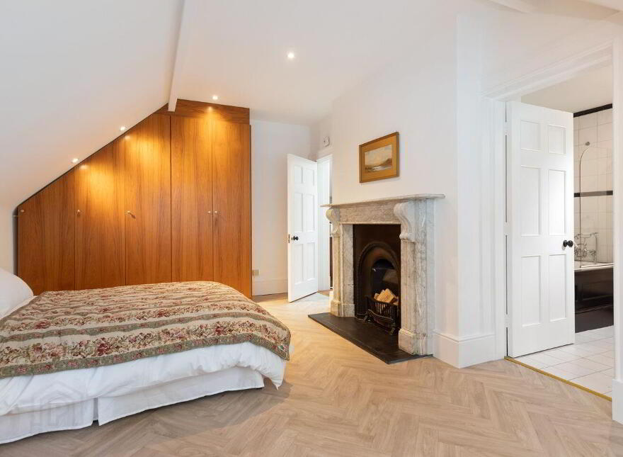 Coreen, 30 Shrewsbury Road, Ballsbridge, Ballsbridge, D04H4C8