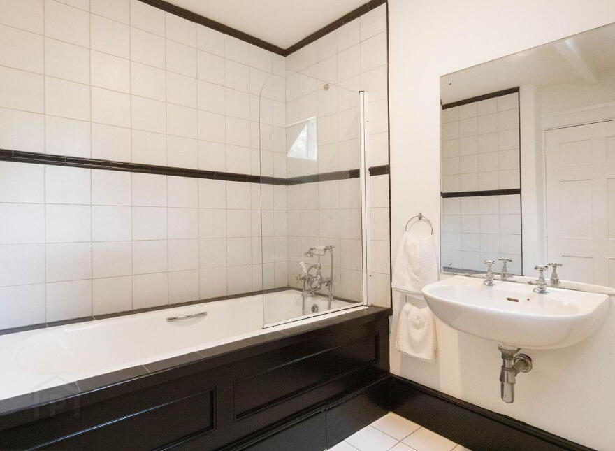 Coreen, 30 Shrewsbury Road, Ballsbridge, Ballsbridge, D04H4C8