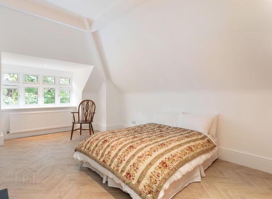 Coreen, 30 Shrewsbury Road, Ballsbridge, Ballsbridge, D04H4C8