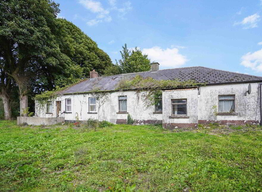 Ardlonan, Carlanstown, A82RR70