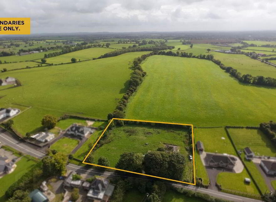 Ardlonan, Carlanstown, A82RR70