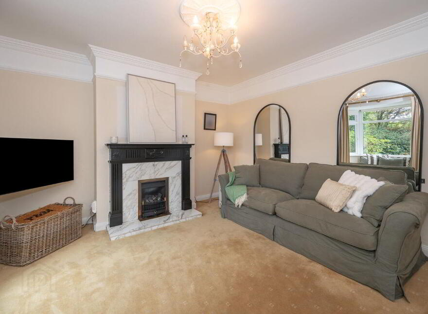 Helvic, Farranlea Park, Model Farm Road, Model Farm Road, T12WR6D