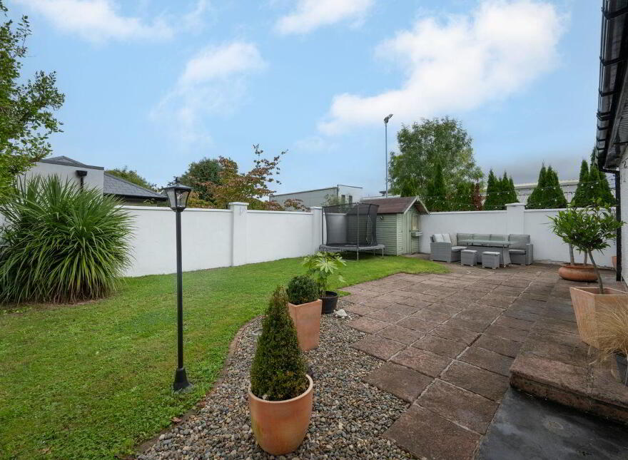 Helvic, Farranlea Park, Model Farm Road, Model Farm Road, T12WR6D