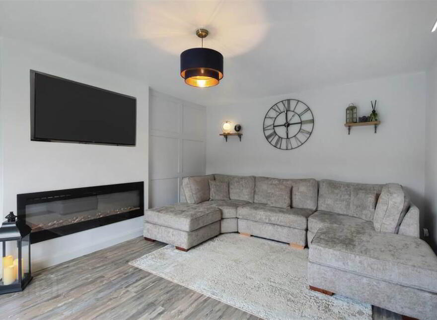 24 Struell Heights, Downpatrick, BT30 6GS