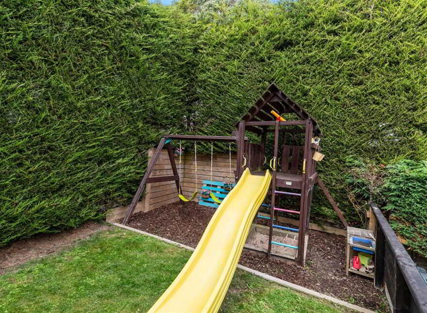 24 Struell Heights, Downpatrick, BT30 6GS