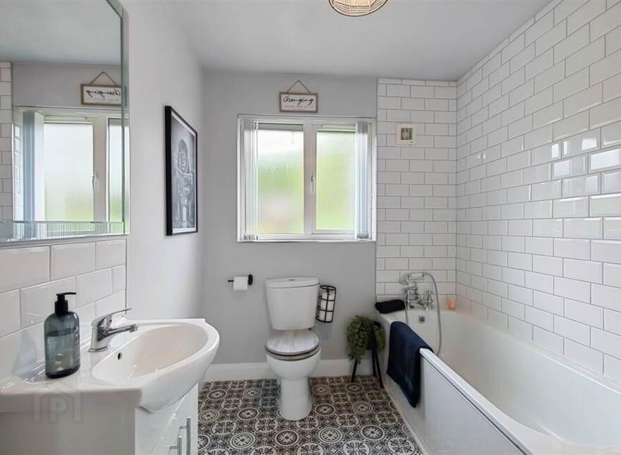 24 Struell Heights, Downpatrick, BT30 6GS