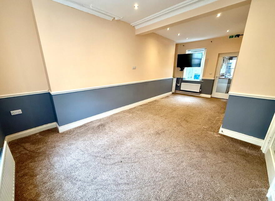 11 Grove Place, Derry, BT48 6JT