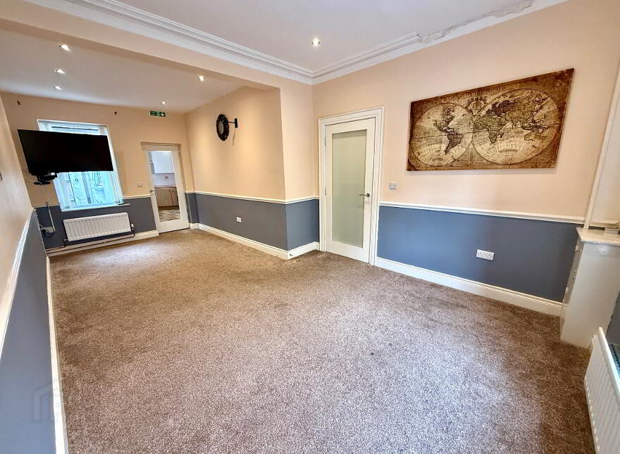 11 Grove Place, Derry, BT48 6JT