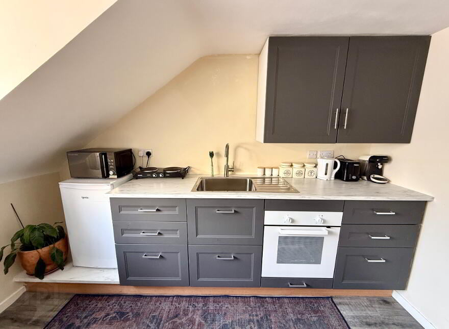 11 Grove Place, Derry, BT48 6JT