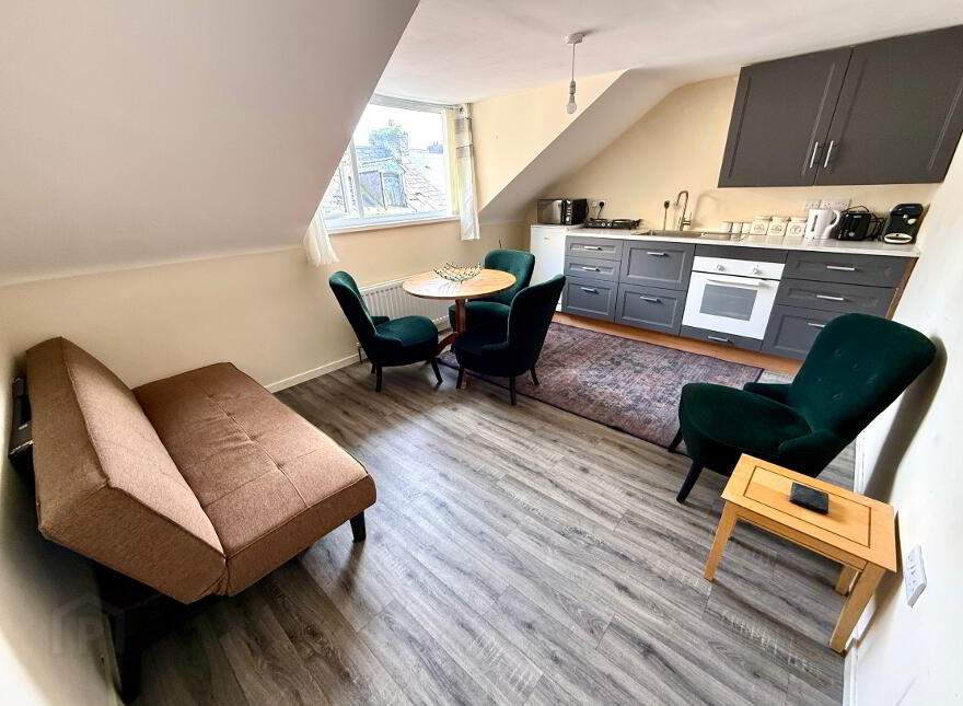 11 Grove Place, Derry, BT48 6JT