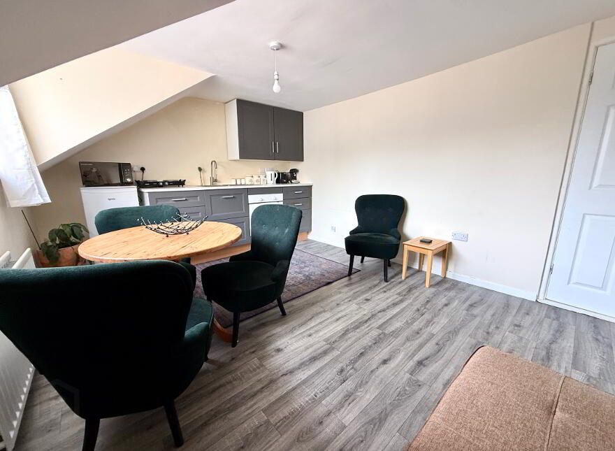 11 Grove Place, Derry, BT48 6JT