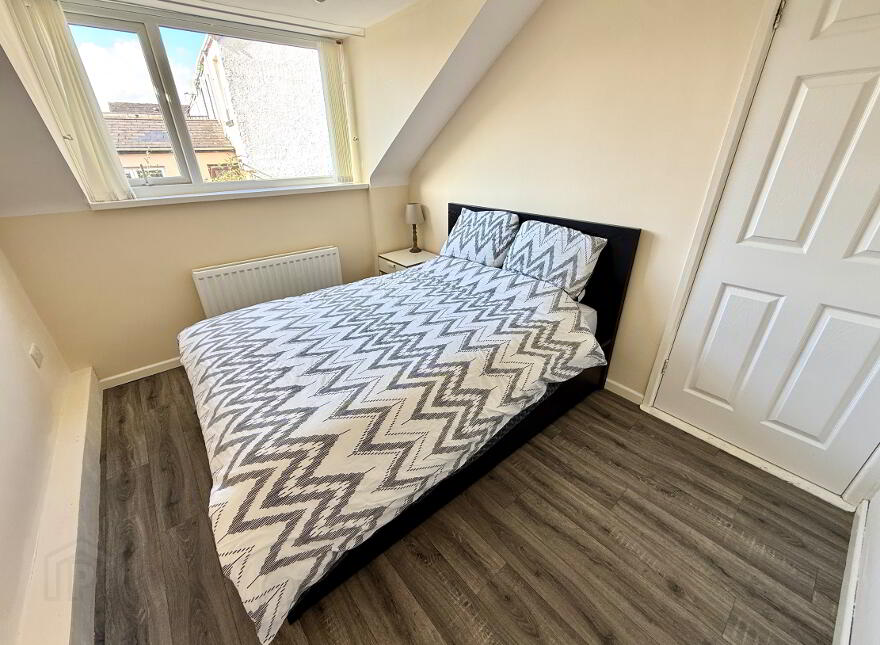 11 Grove Place, Derry, BT48 6JT