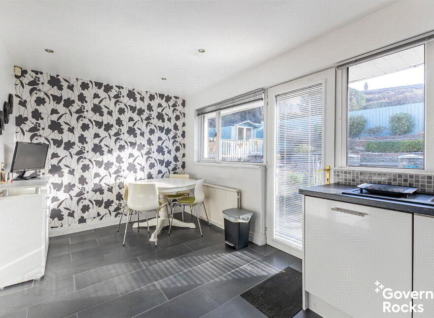 17 The Brae, Groomsport, BT19 6JQ