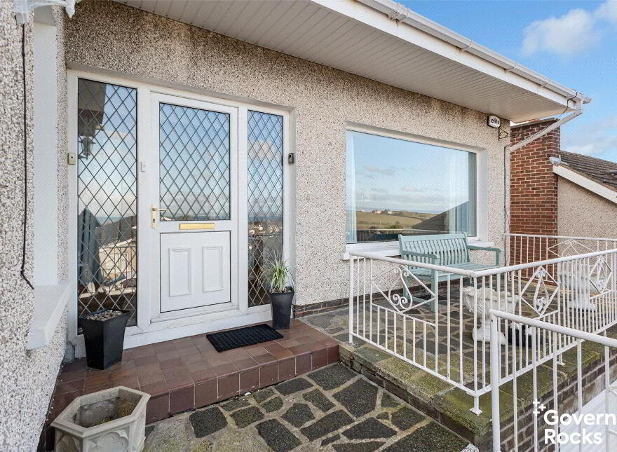 17 The Brae, Groomsport, BT19 6JQ