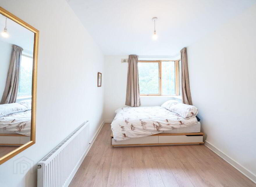 64 Academy Square, Academy Steet, Navan, C15E938