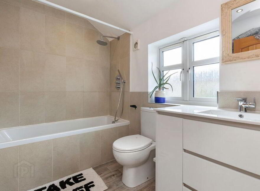 5 Strangford Road East, East, East Wall, D03RT62