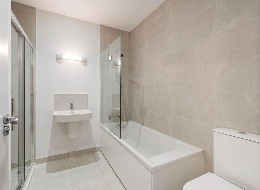 8 Kennan View, Luttrellstown Gate, Dublin 15, D15VP8H