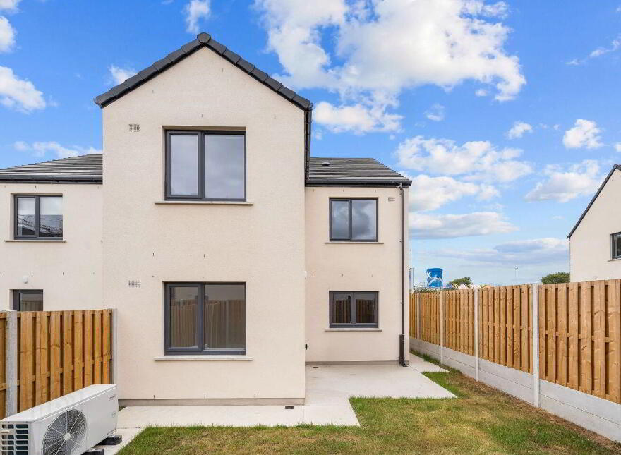 8 Kennan View, Luttrellstown Gate, Dublin 15, D15VP8H