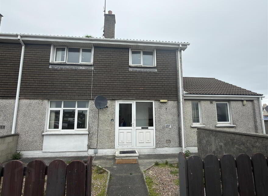 13 Moolieve Close, Annalong, BT34 4EN