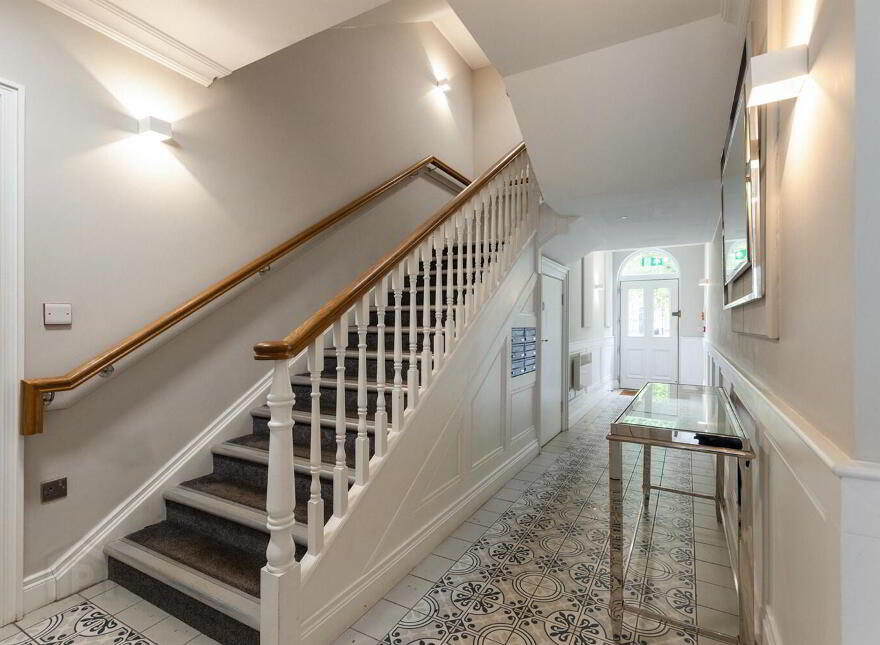 Apt 6, 49 Ulsterville Avenue, Belfast, BT9 7AT