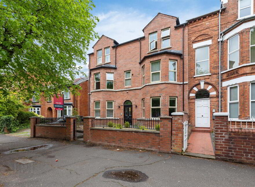Apt 6, 49 Ulsterville Avenue, Belfast, BT9 7AT