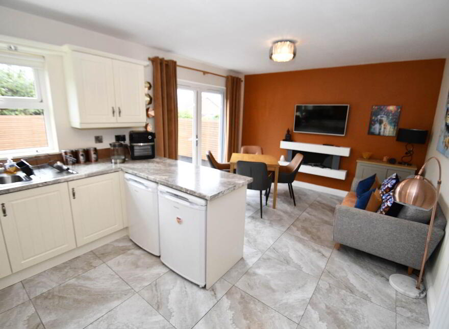 26 Mount Eagles Avenue, Belfast, BT17 0GT