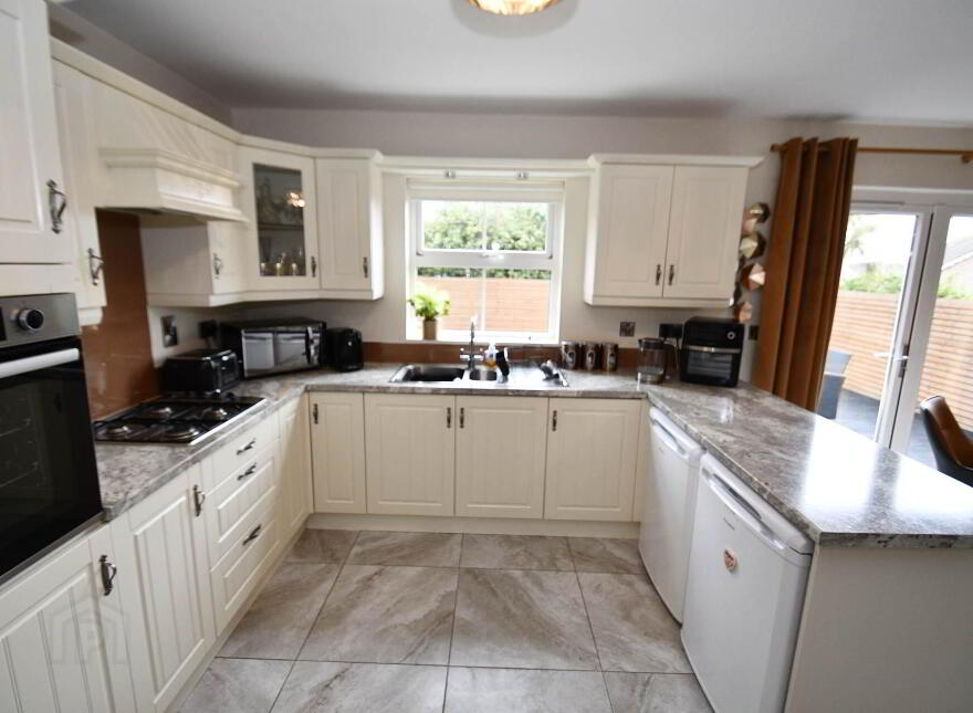 26 Mount Eagles Avenue, Belfast, BT17 0GT