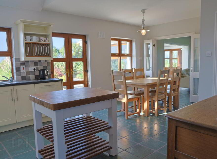 Cappagh, Whiting Bay, Ardmore, P36HH75