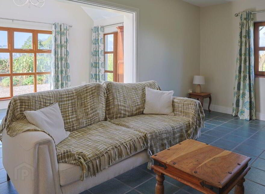 Cappagh, Whiting Bay, Ardmore, P36HH75
