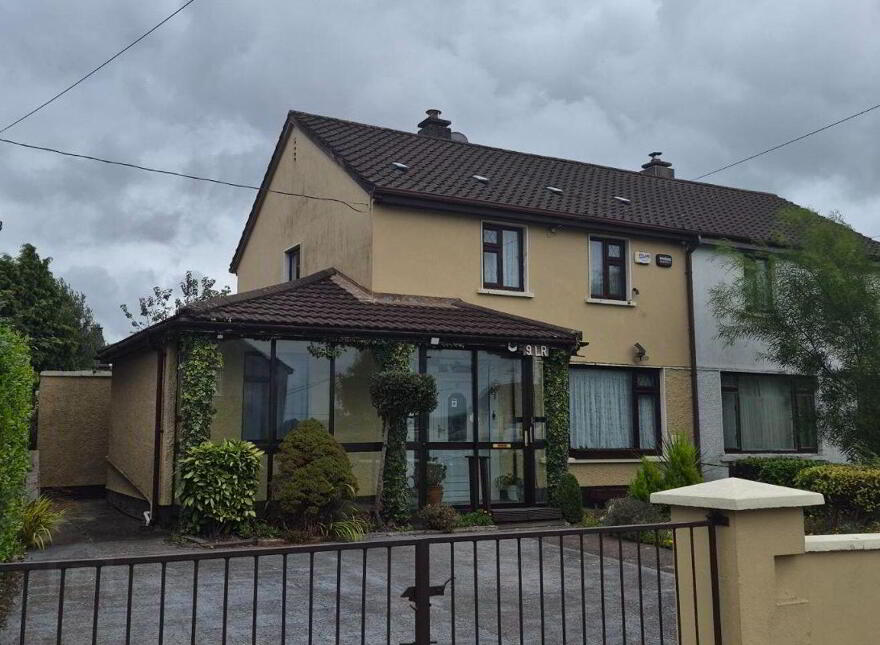 Antonville, 9 Lower Pouladuff Road, The Lough, T12K2T5