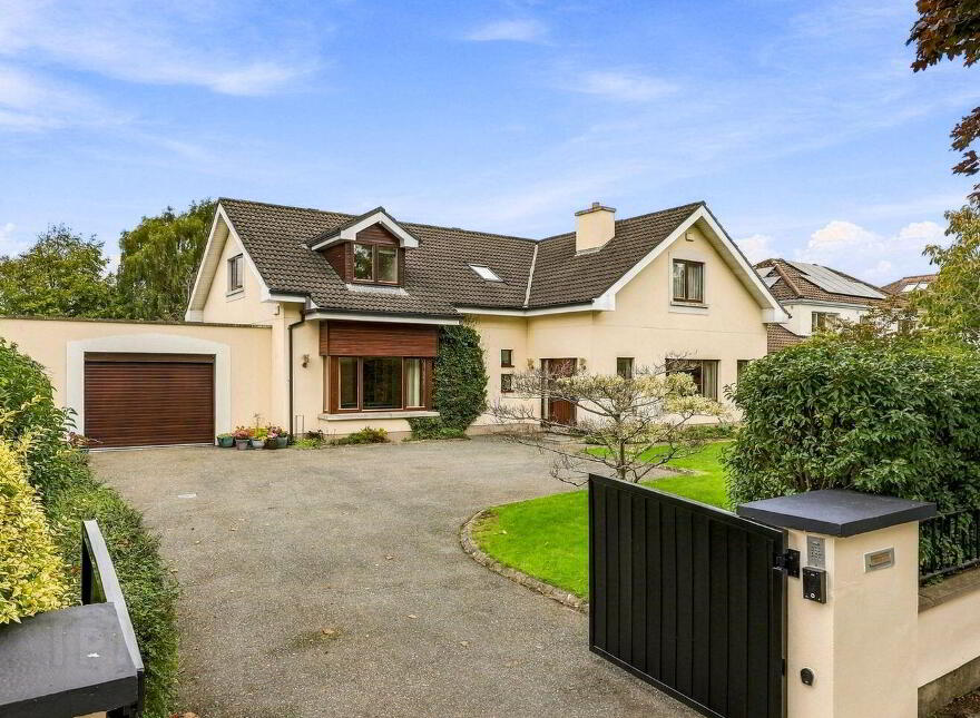 Thistledown, 10 College Park, Castleknock, Castleknock, D15PEY6