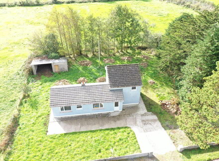 Caher, Castlerea, Ballinlough, F45YV05