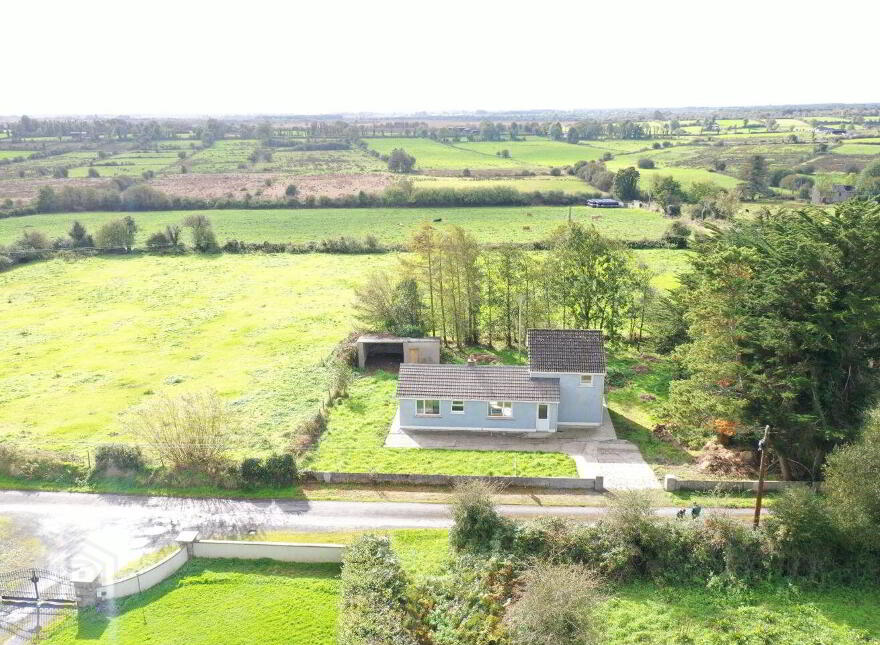 Caher, Castlerea, Ballinlough, F45YV05