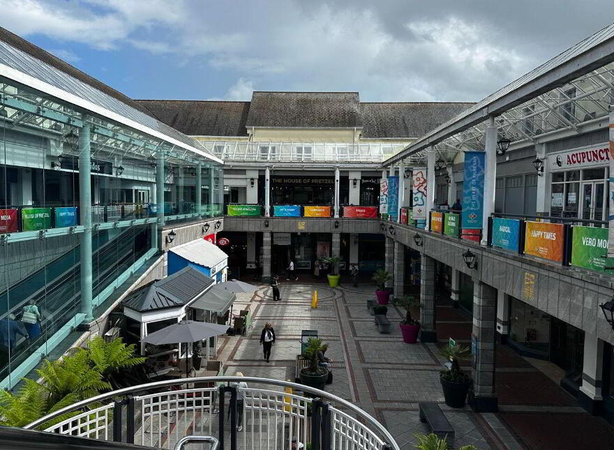 Investment Yield, 13 Percent Market Cross Shopping Centre, Kilkenny, R95P283